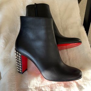 Christian Louboutin Suzi Folk